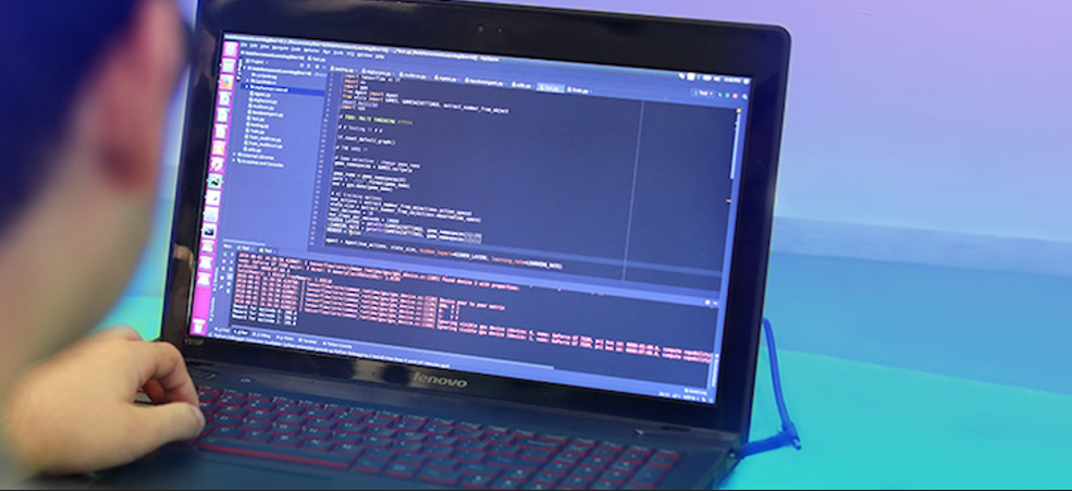 Cara Mengajarkan Python pada Siswa SMP
